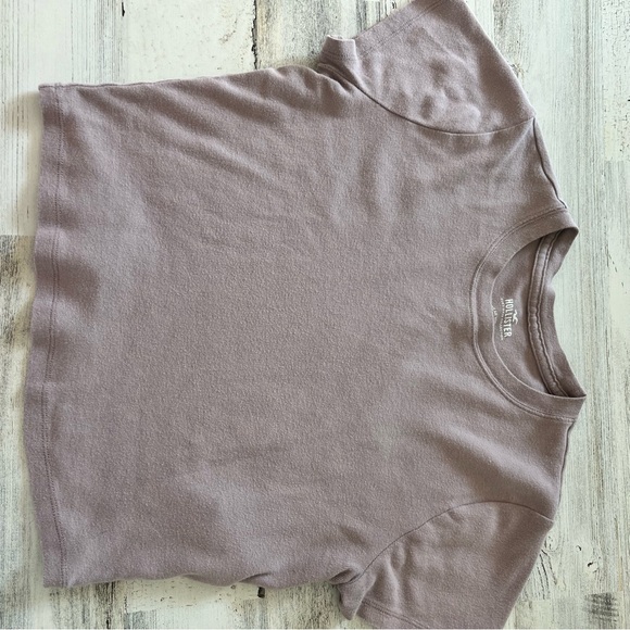 Hollister Baby Tee Bundle - Picture 3 of 5